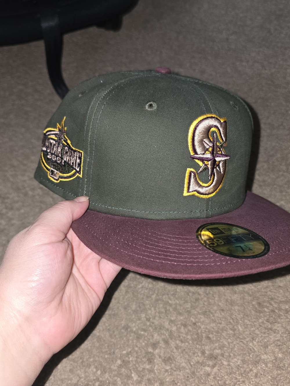 Seattle Mariners. New Era Men’s MLB Green and Maroon Fitted Cap